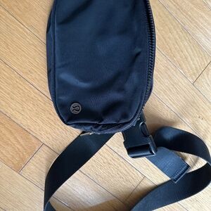 Lululemon belt bag